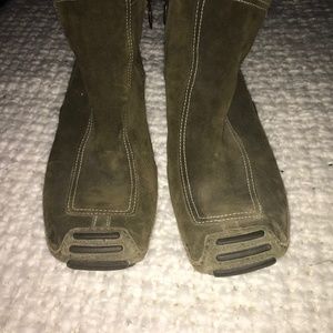 Clarks Privo Suede Ankle Boots S10 Army Green